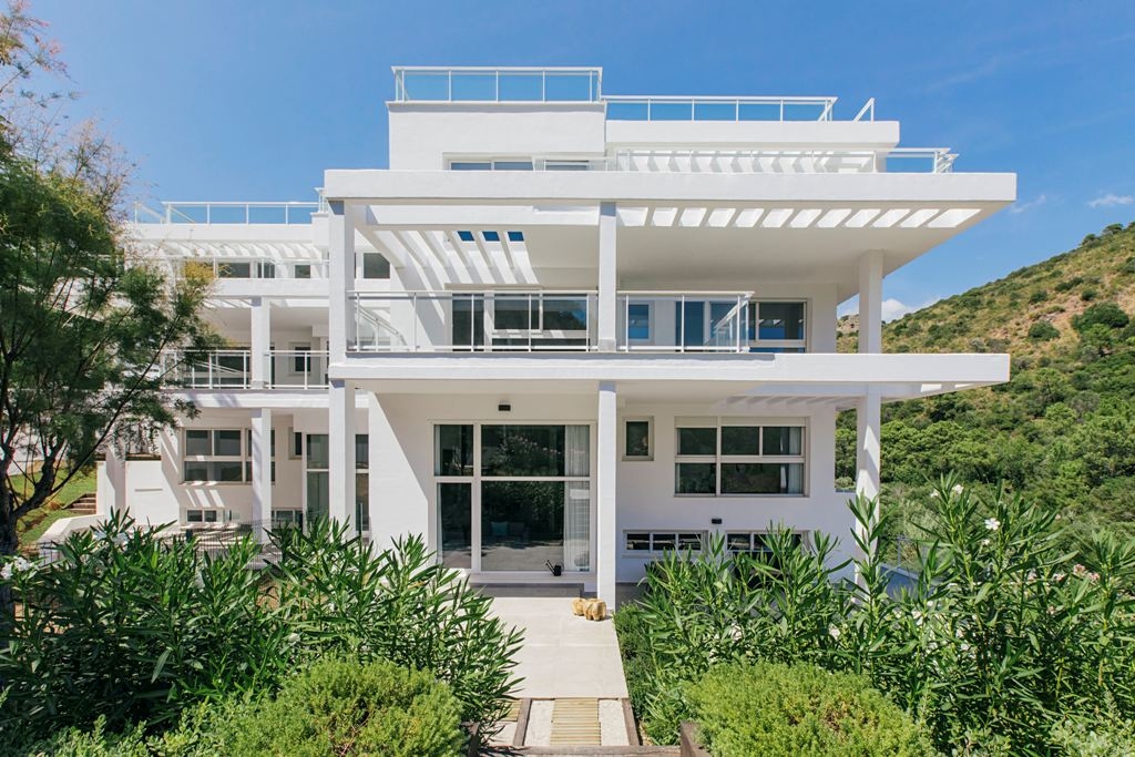 بيع وتأجير العقارات في إسبانيا 03